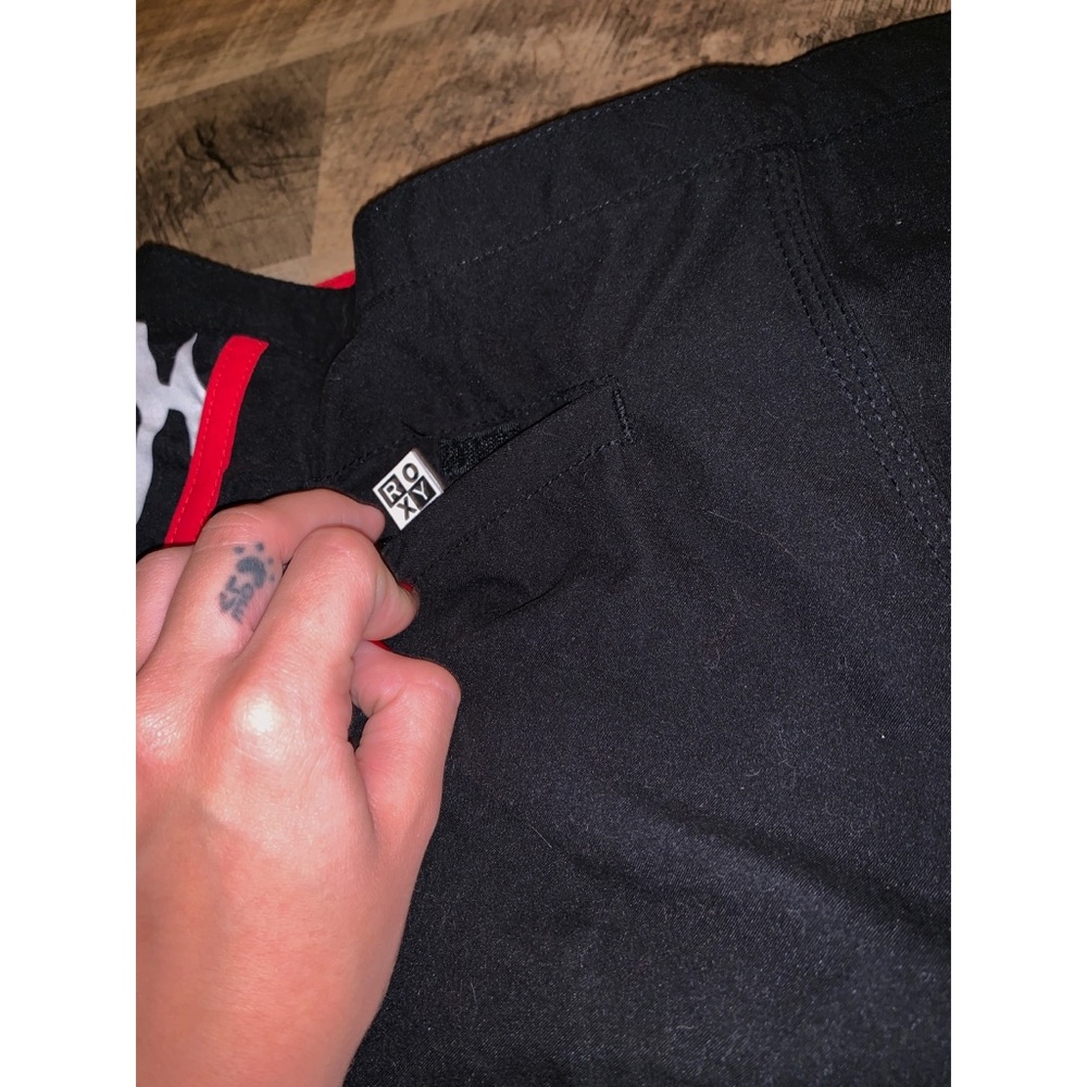 🌻 .•2 For $10•. 33/34 Roxy Swim Trunks